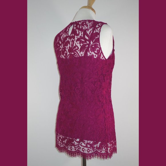 Dolce & Gabbana Pink Lace Top - Size 44 (US M) - Picture 6 of 16